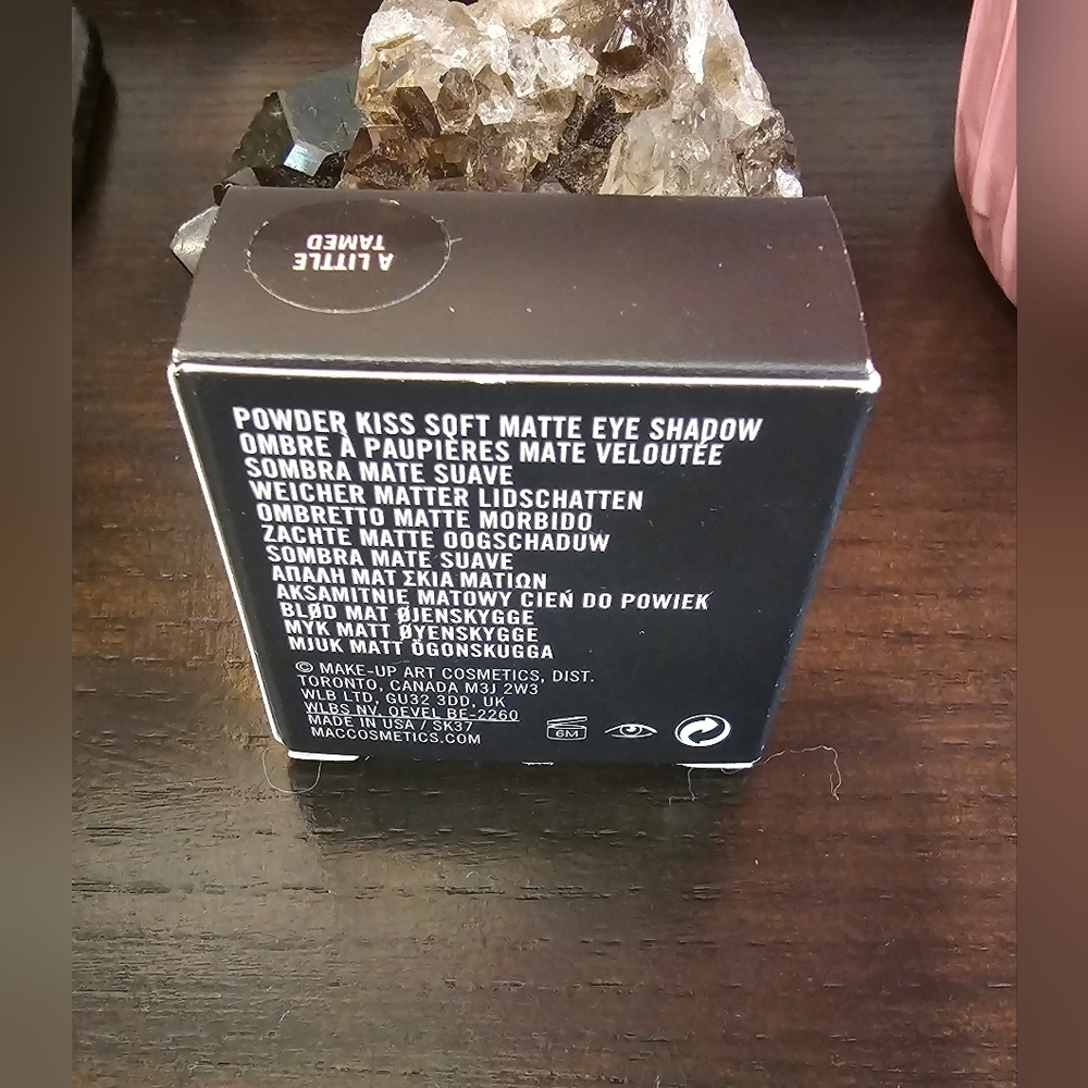 MAC  Powder Kiss Soft Matte Eye Shadow In Color A Little Tamed. - Picture 4 of 4